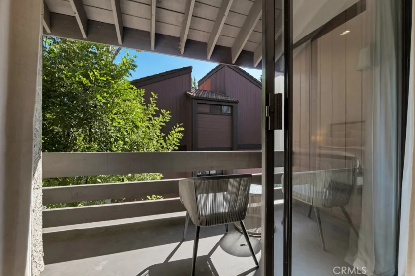 21931 Burbank Boulevard #25 photo 30