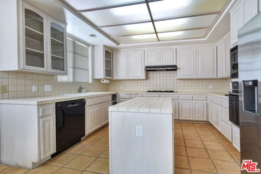 14570 Benefit Street #201 photo 14