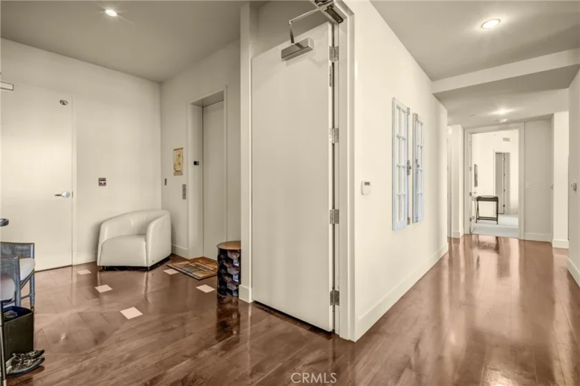 10776 Wilshire Boulevard #901 photo 7