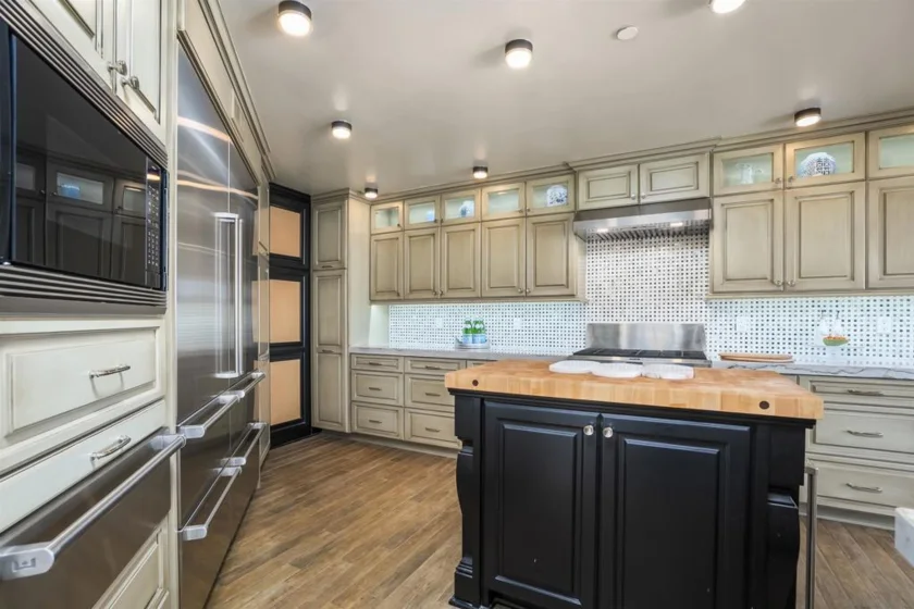 848 Prospect Street #Suite C photo 16