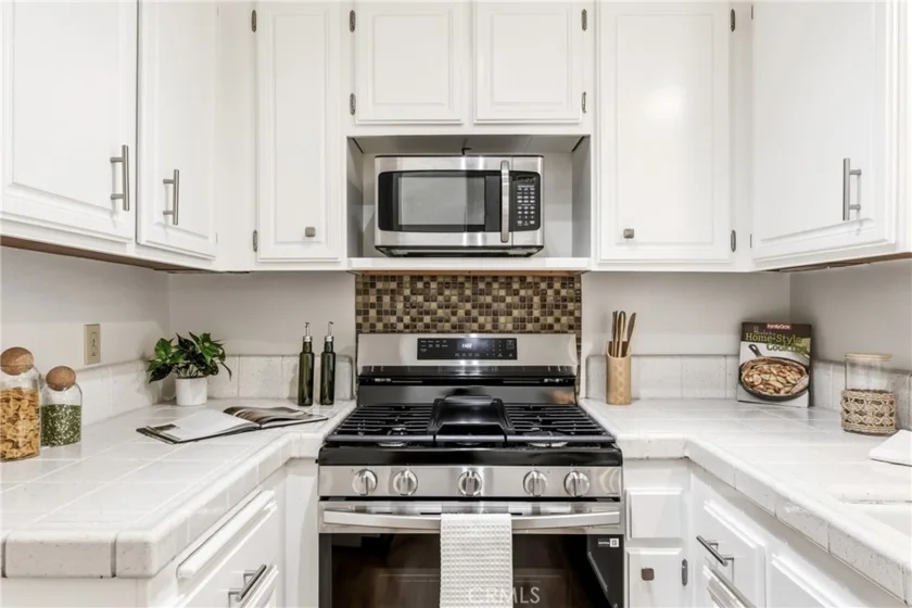 1816 W. Falmouth Avenue ##18 photo 8