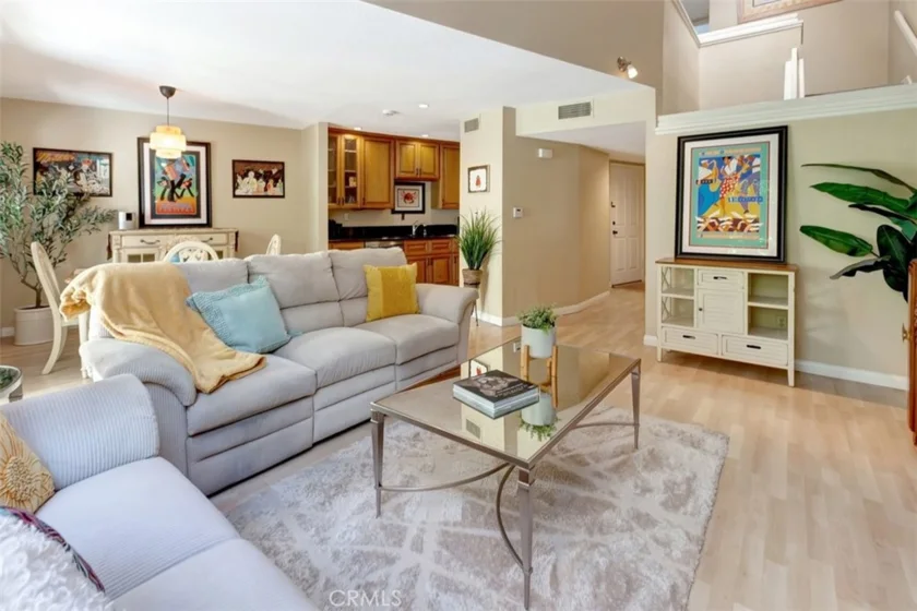 102 Santa Rosa Court photo 4