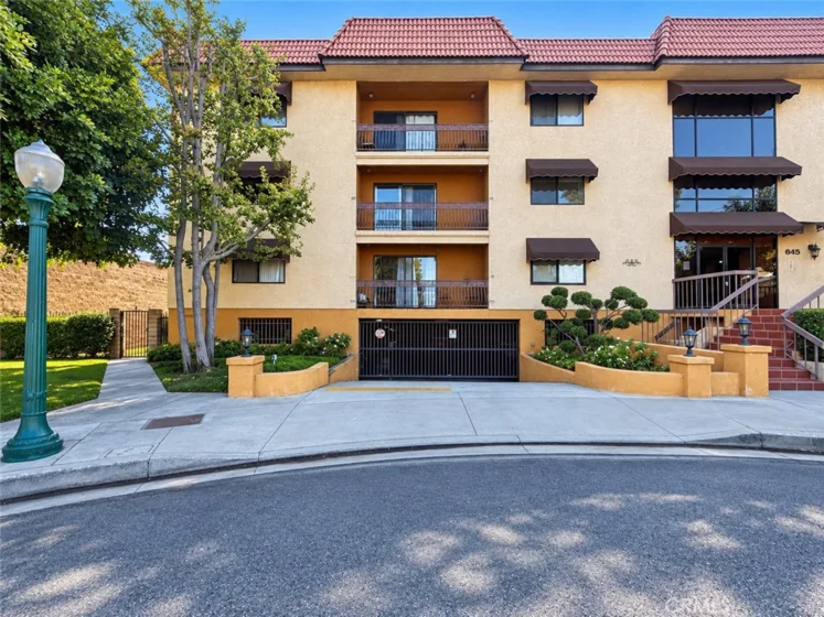 645 Balboa Avenue #1C photo 1