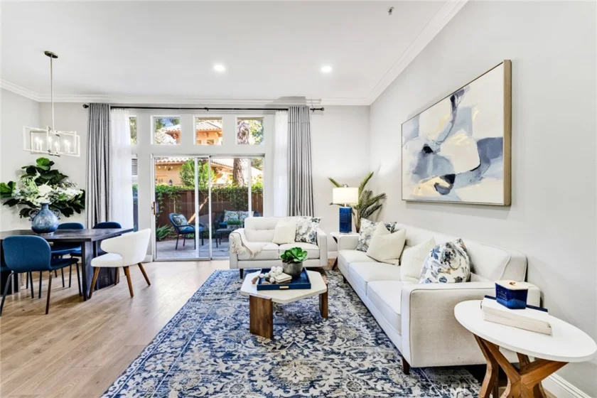 2645 Dunstan photo 6