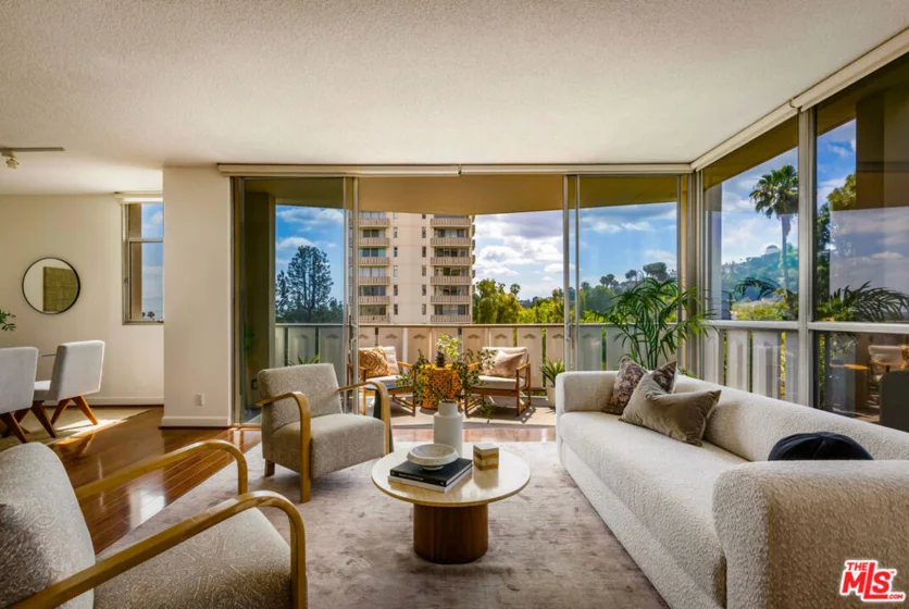 4411 Los Feliz Boulevard #502 photo 23