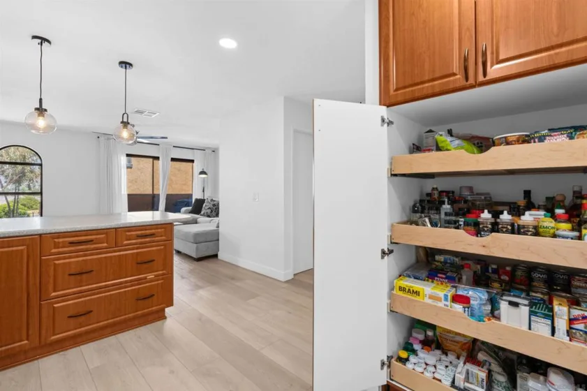 10781 Riderwood Terr #b photo 9