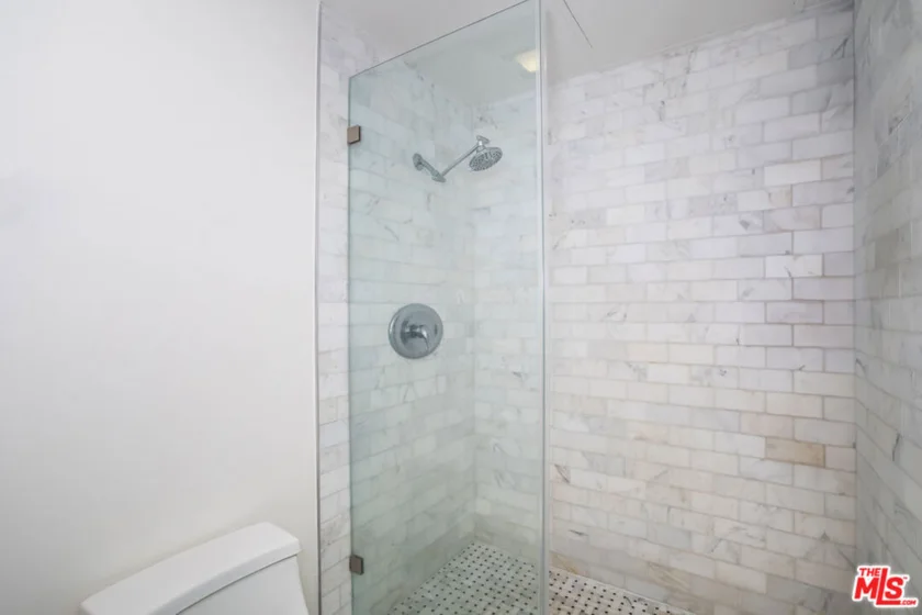 1100 Alta Loma Road #608 photo 22