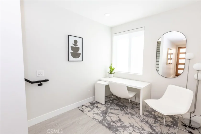 140 W Canada #b photo 26