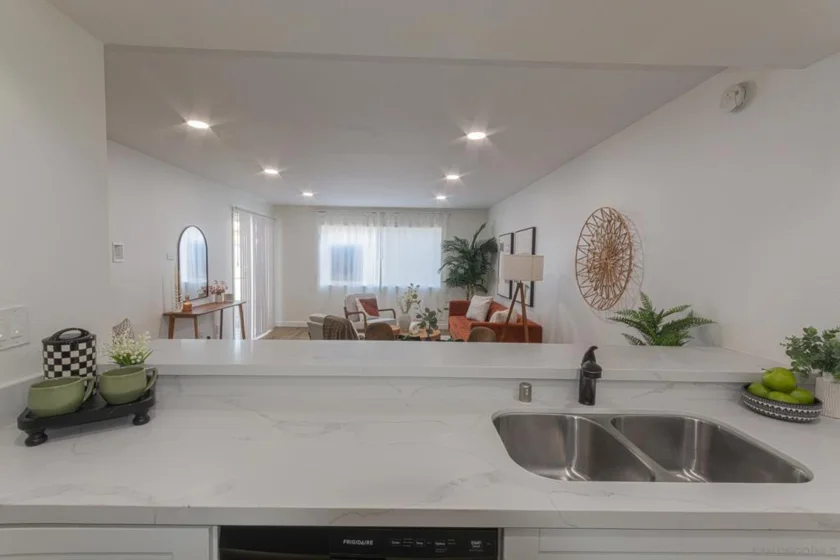 10737 San Diego Mission Road #115 photo 39