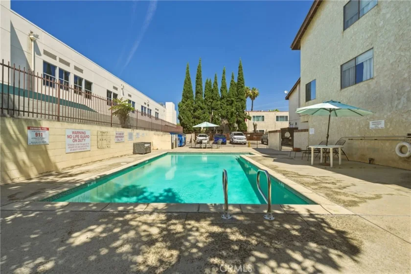 8933 Willis #15 photo 36
