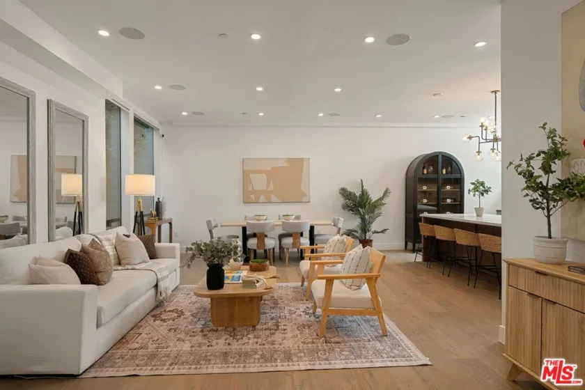 1927 18th Street #B photo 5
