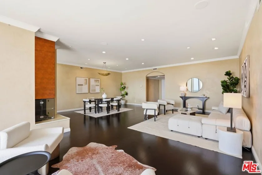 1333 S Beverly Glen Boulevard #902 photo 20