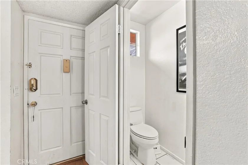 147 W Acacia #160 photo 14