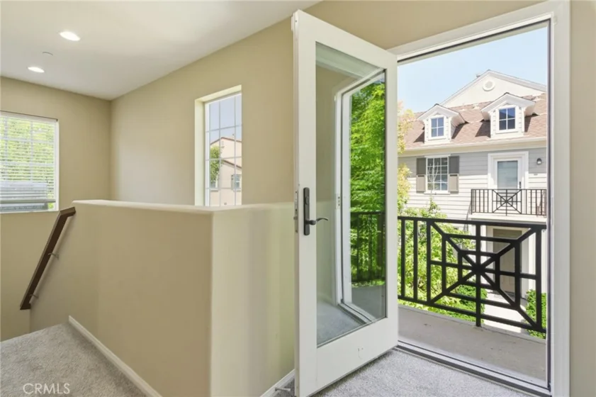 15247 Cambridge Street photo 20