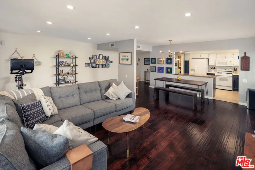 4630 Willis Avenue #211 photo 1