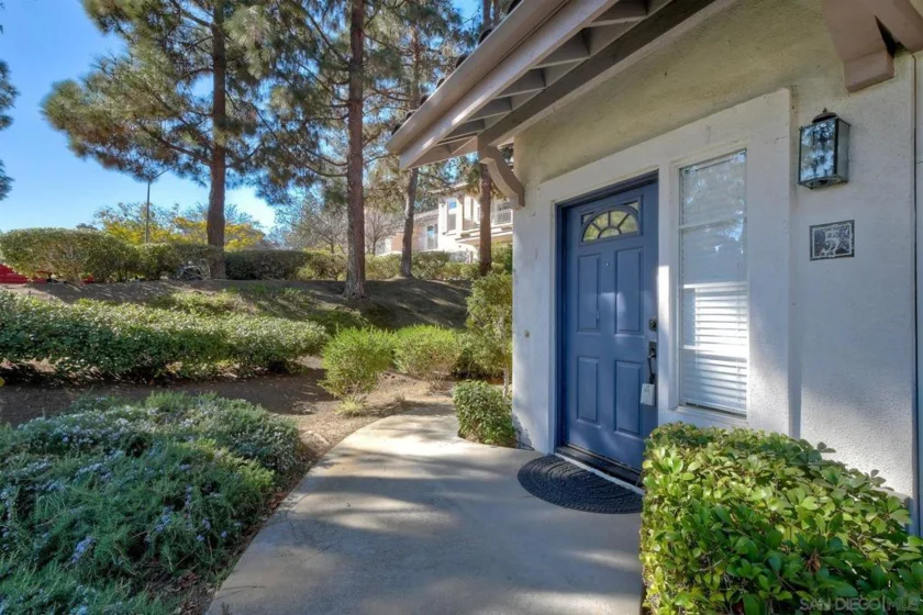 12060 Tivoli Park Row #5 photo 1