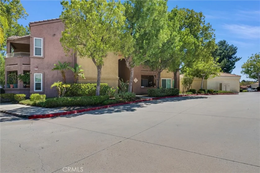 2425 Del Mar photo 2