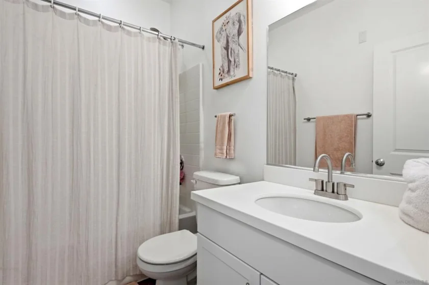 325 Royal Gln #608 photo 19