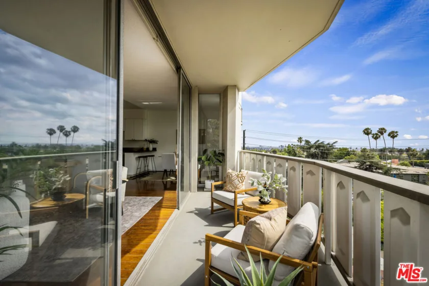 4411 Los Feliz Boulevard #502 photo 19