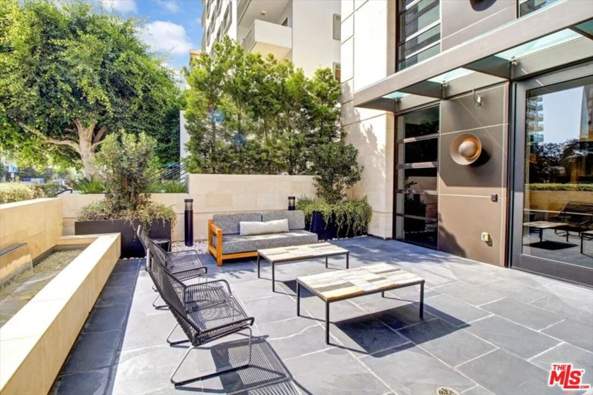 10777 Wilshire Boulevard #209 photo 56