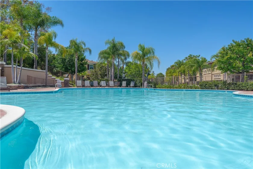 7745 E Portofino photo 31