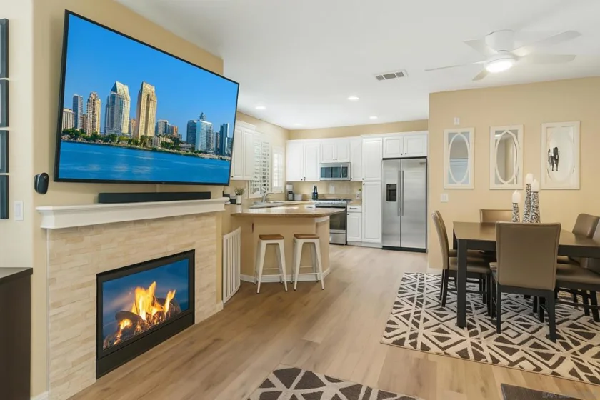 1876 Champagne Court #4 photo 1