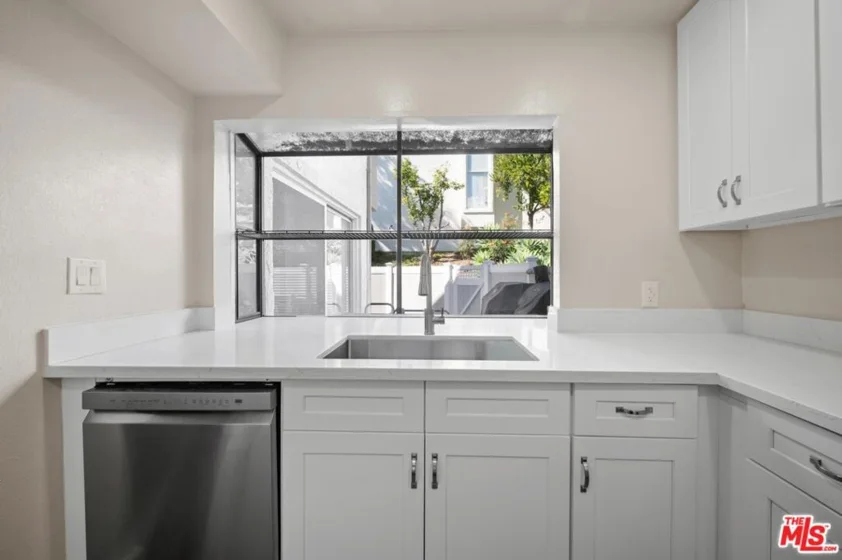18515 Mayall Street #J photo 4