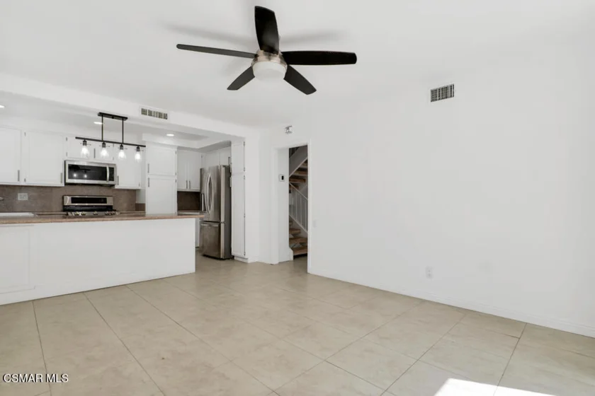 23767 Burbank Boulevard photo 12