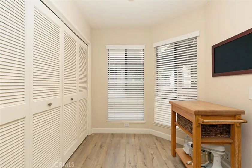 23334 Coso photo 21