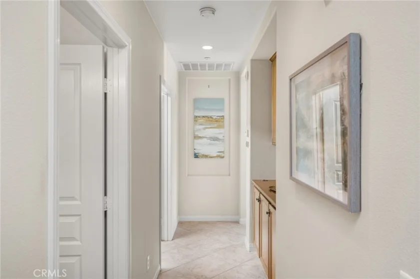 4001 Balmoral photo 34