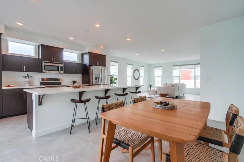 2015 Placentia Avenue photo 1