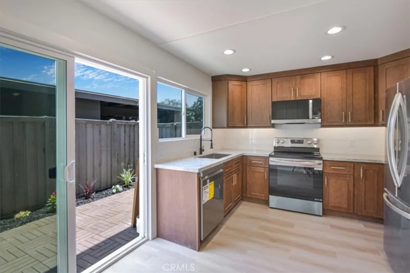 229 Springview photo 5