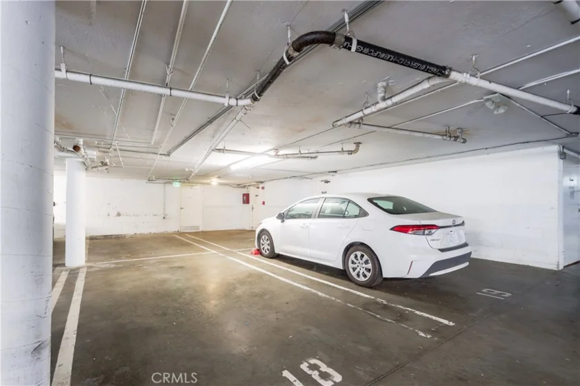 4542 Willis Avenue #302 photo 53