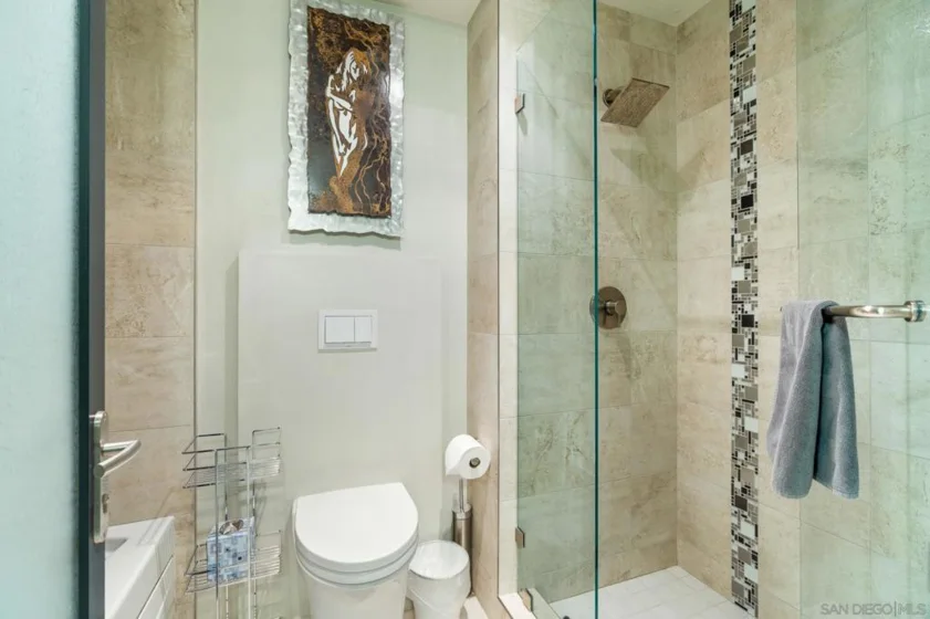 500 W Harbor Drive #1303 photo 11