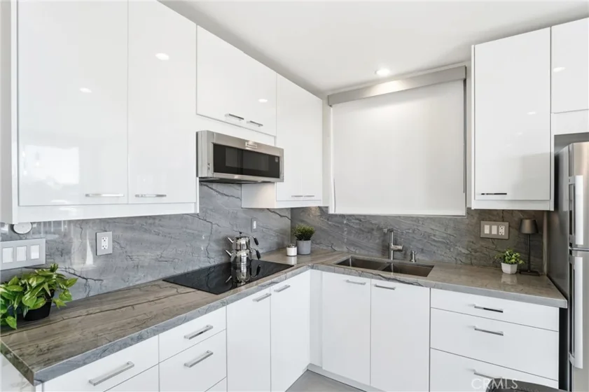 383 Bay Shore #203 photo 16