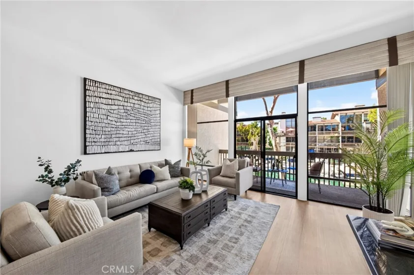 6229 N Marina Pacifica photo 1