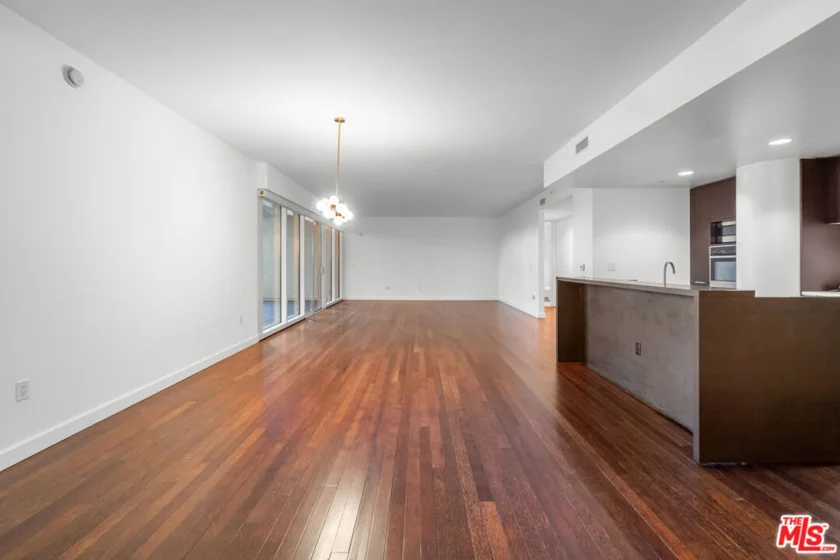 6250 Hollywood Boulevard #4E photo 33
