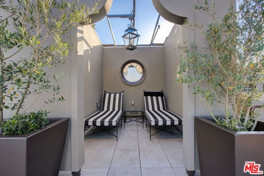 1645 N Vine Street #606 photo 22