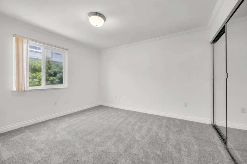 1756 Essex #206 photo 14