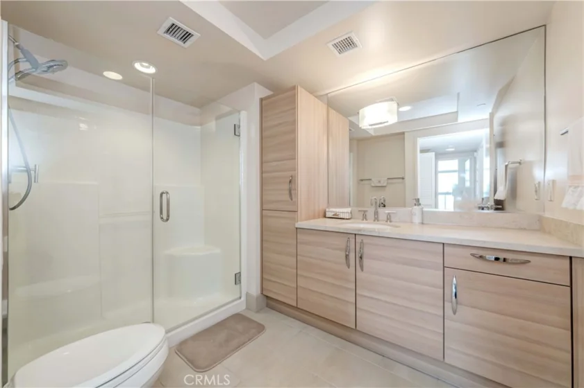 13650 Marina Pointe Drive #1506 photo 22