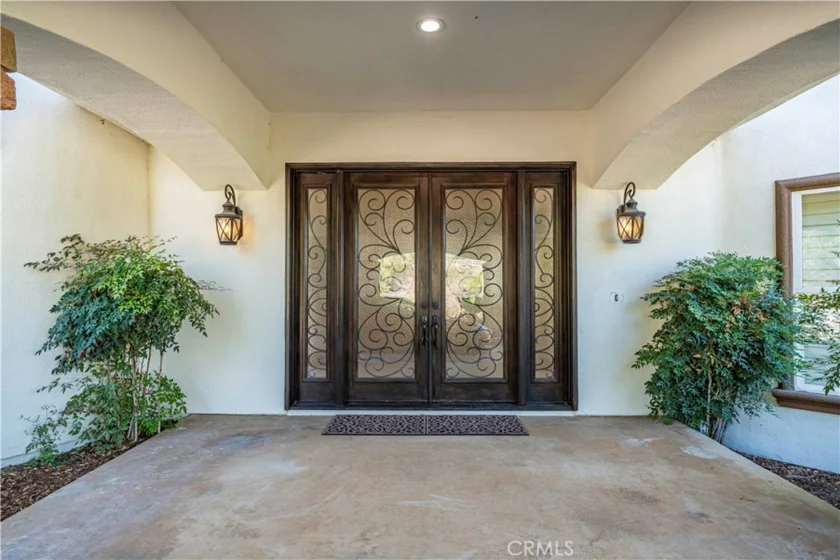 21100 Paseo Montana photo 7