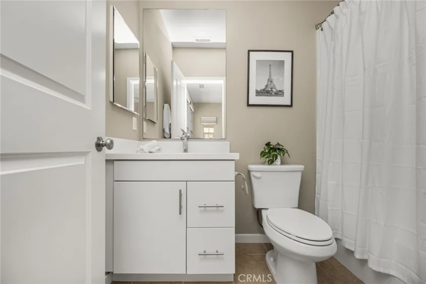 111 Tallowood photo 39
