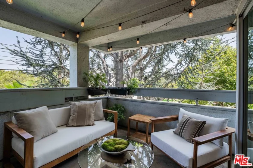930 California Avenue #201 photo 7