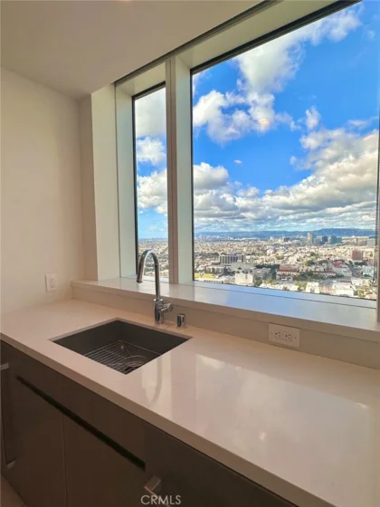 889 Francisco Street #3608 photo 8