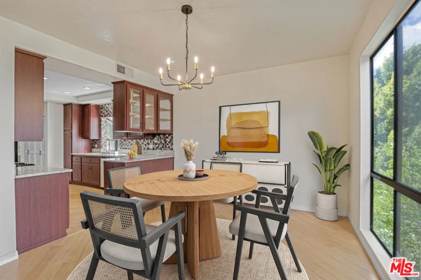 13331 Moorpark Street #233 photo 2