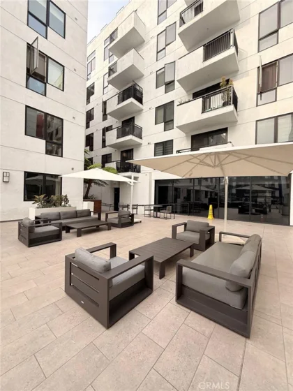 1234 Wilshire #233 photo 35