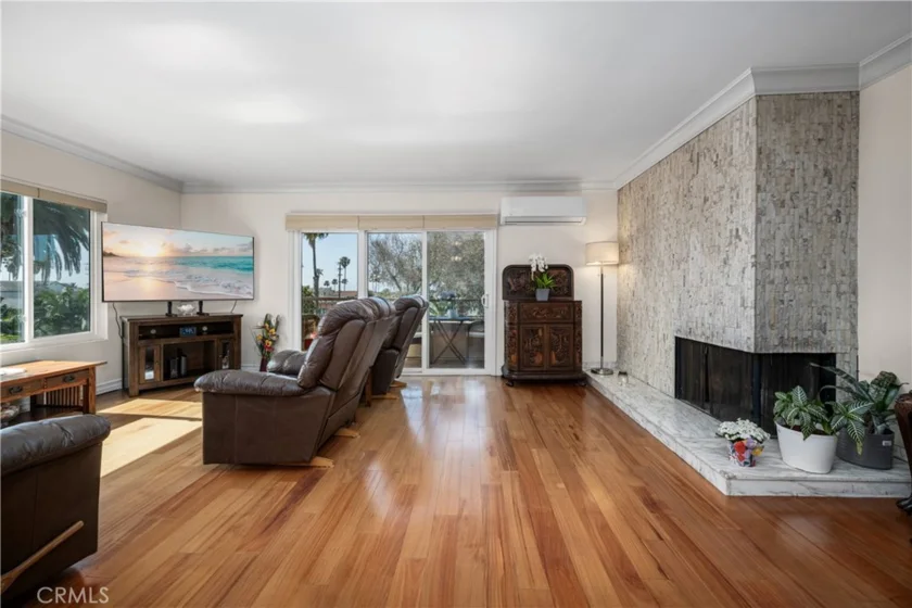 3401 E 1st Street #5 photo 4