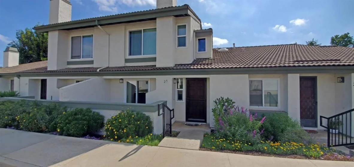 1007 Howard Avenue #25 photo 1