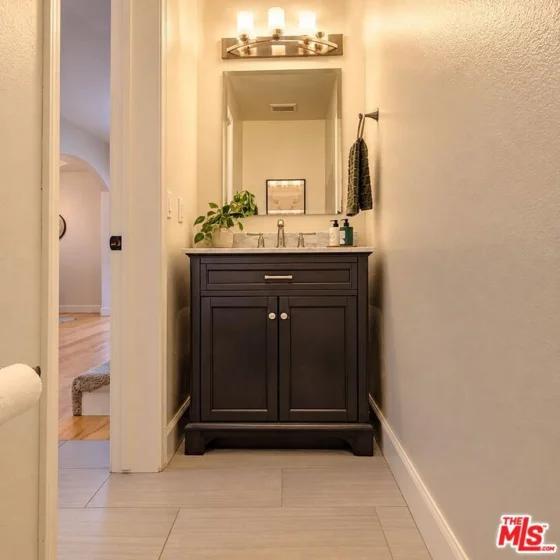 14544 Margate Street #4 photo 16