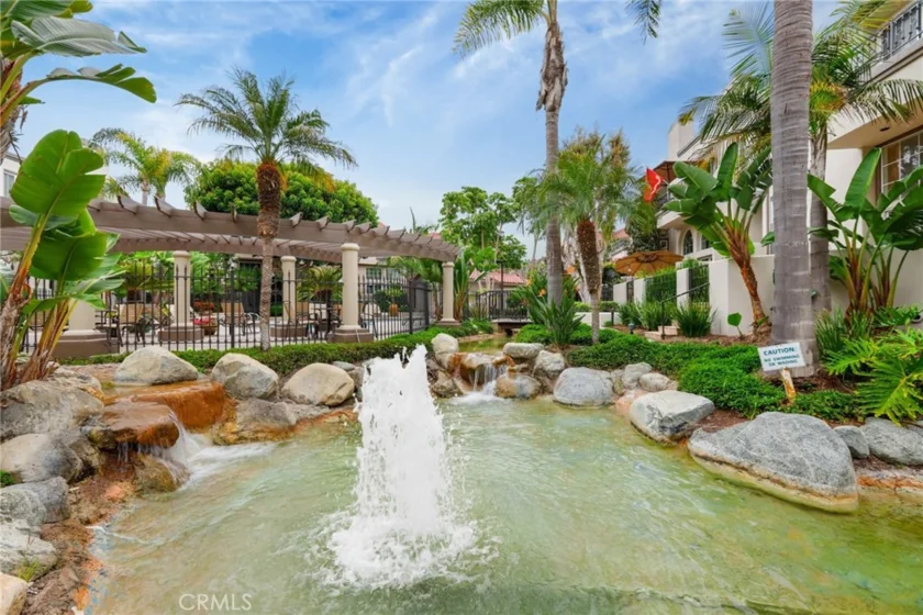 6011 Shadowbrook photo 46